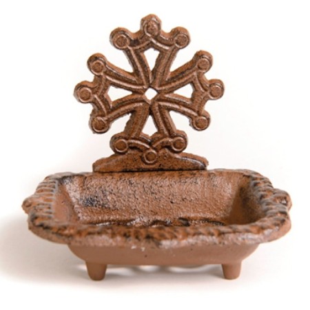 Porte-savon en fonte à la croix occitane